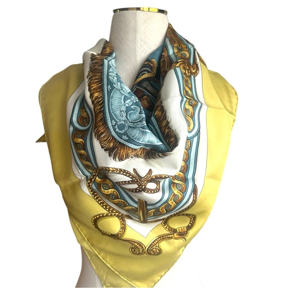 Hermès Bride de Cour Silk Scarf Citron and Mediterranean Blue Carre 90 w/Box